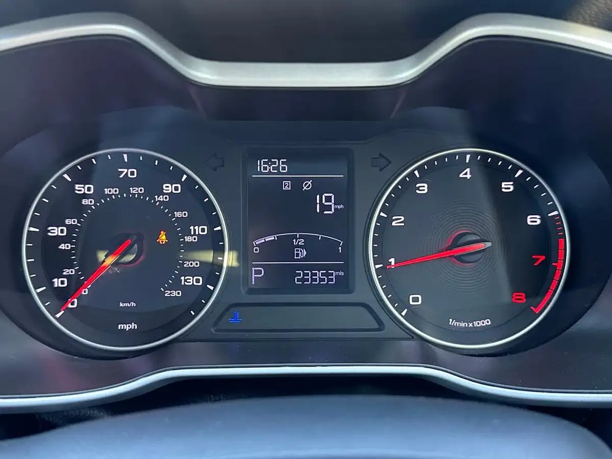 2019-mg-zs-suv-10t-gdi-excite-111ps-big-4