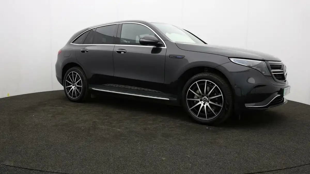2022-mercedes-benz-eqc-e-eqc-400-amg-line-big-37