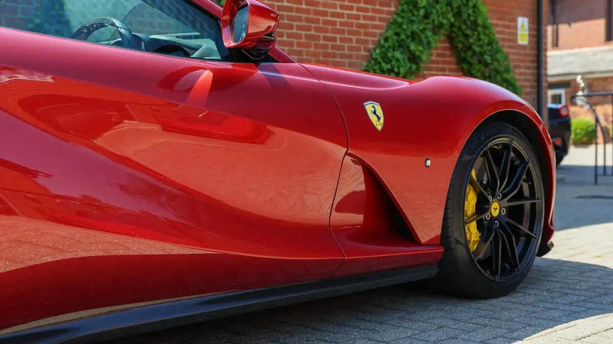 2021-ferrari-812-gts-65-v12-spider-f1-dct-euro-6-ss-big-22