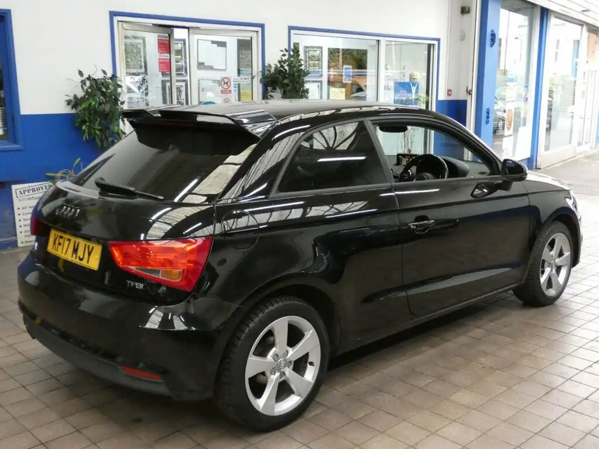 2017-audi-a1-10-tfsi-sport-hatchback-3d-big-34