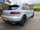 2016-porsche-macan-20-small-7