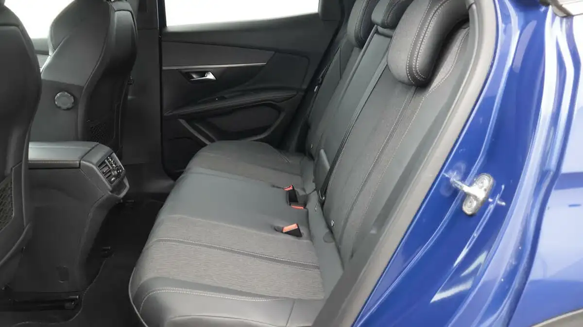 2020-peugeot-3008-suv-15-bluehdi-gt-line-eat8-big-16