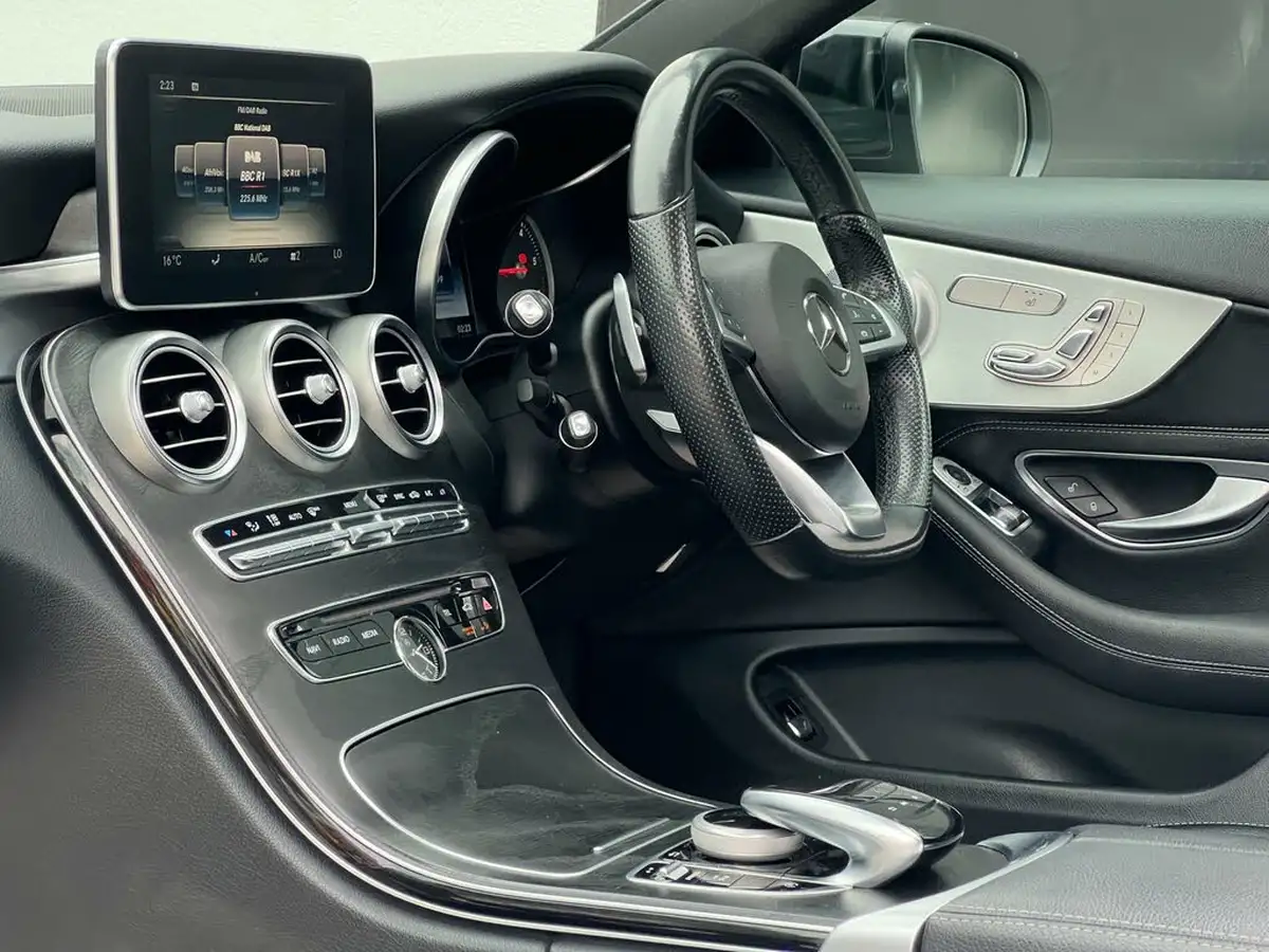 2017-mercedes-benz-c-class-21d-c250d-amg-line-premium-plusss-coupe-2d-9g-tronic-plus-big-36