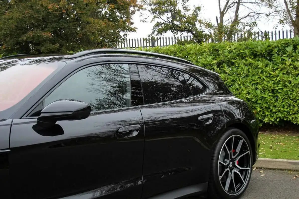 2024-porsche-taycan-e-4s-sport-turismo-544ps-big-15