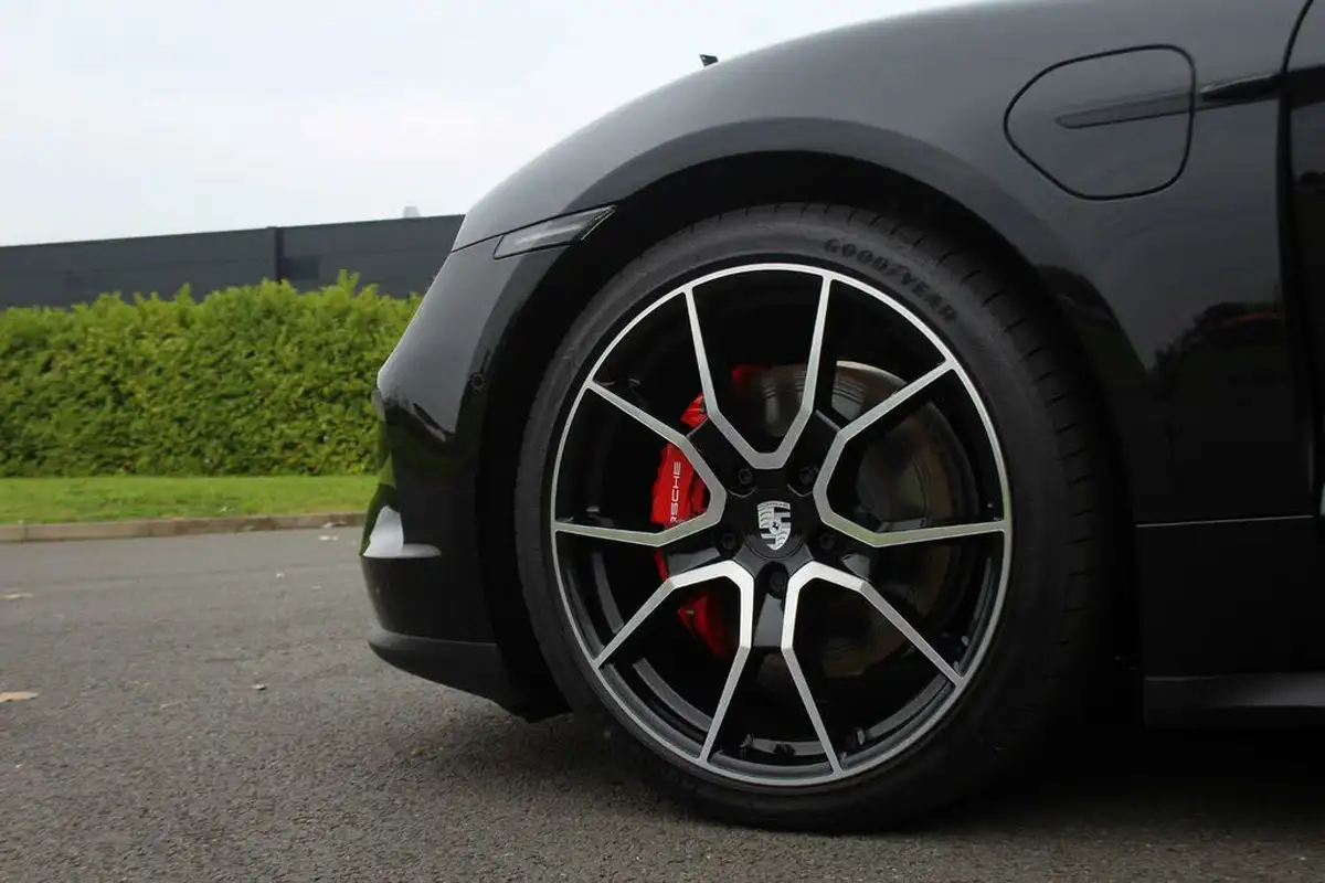 2024-porsche-taycan-e-4s-sport-turismo-544ps-big-63