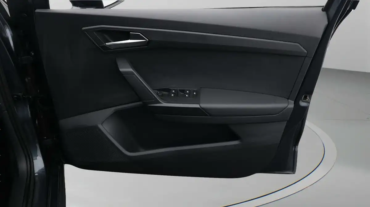 2023-seat-arona-10-tsi-evo-se-technology-big-14