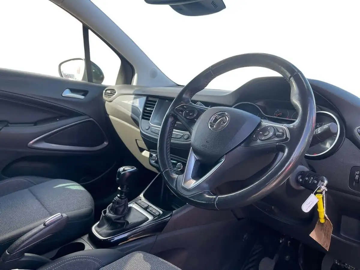 2021-vauxhall-crossland-12-elite-nav-130ps-big-14