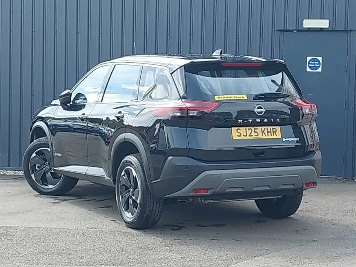 2025-nissan-x-trail-15-e-power-acenta-premium-204ps-cvt-big-1
