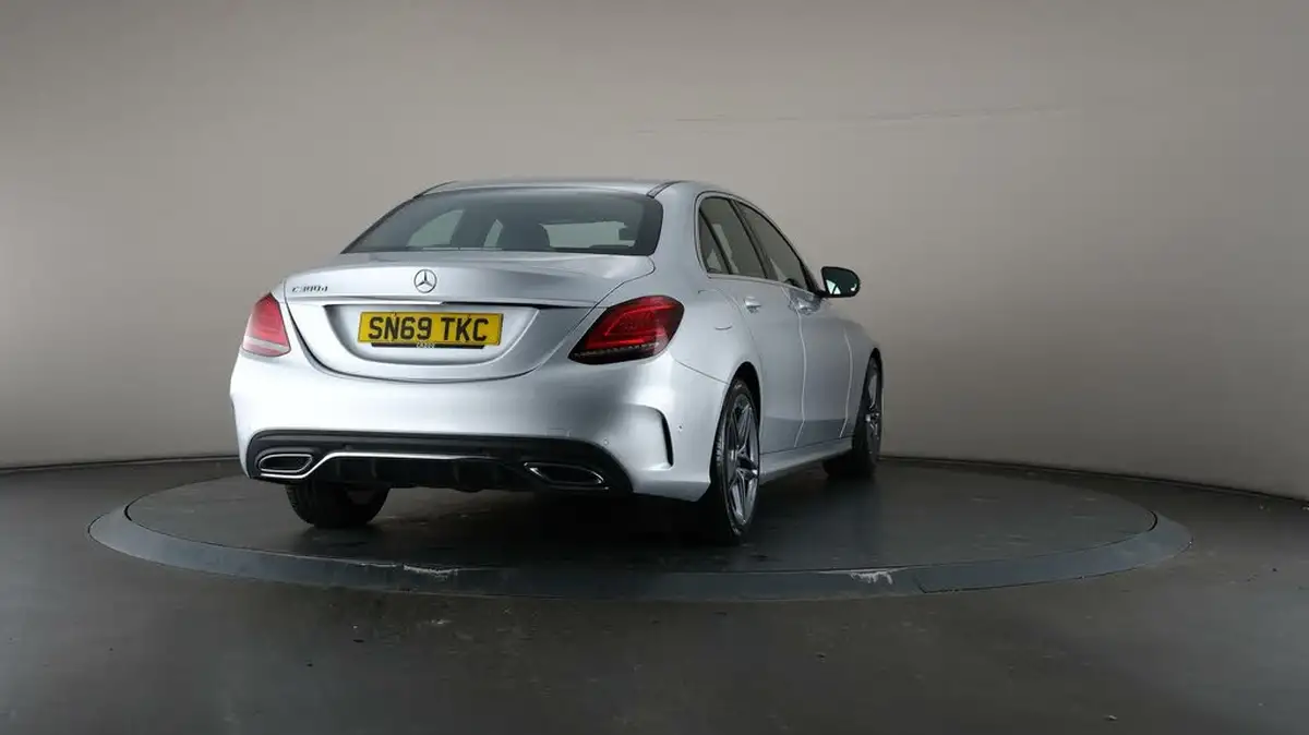 2019-mercedes-benz-c-class-20d-c300d-amg-line-245ps-ss-saloon-4d-big-69