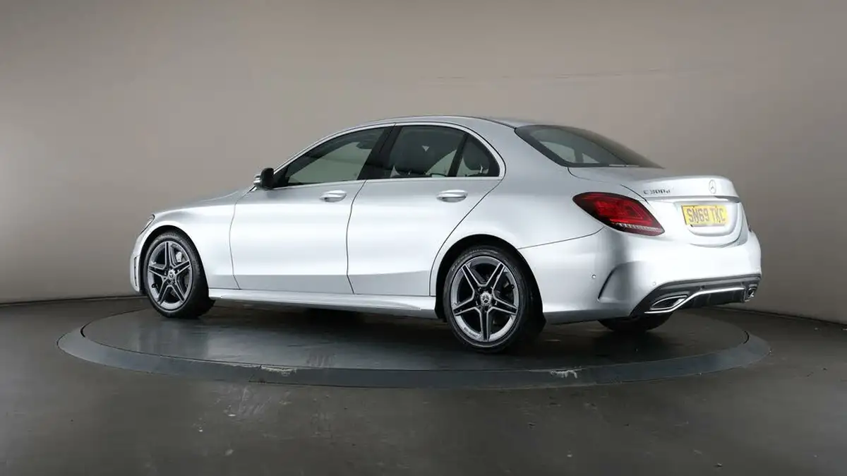 2019-mercedes-benz-c-class-20d-c300d-amg-line-245ps-ss-saloon-4d-big-73