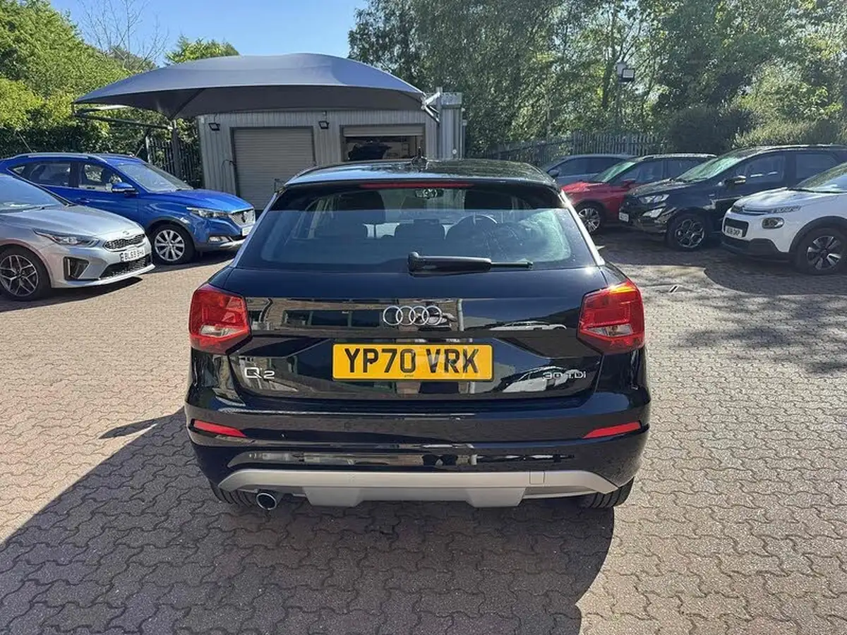 2020-audi-q2-16-30-tdi-sport-s-tronic-big-5