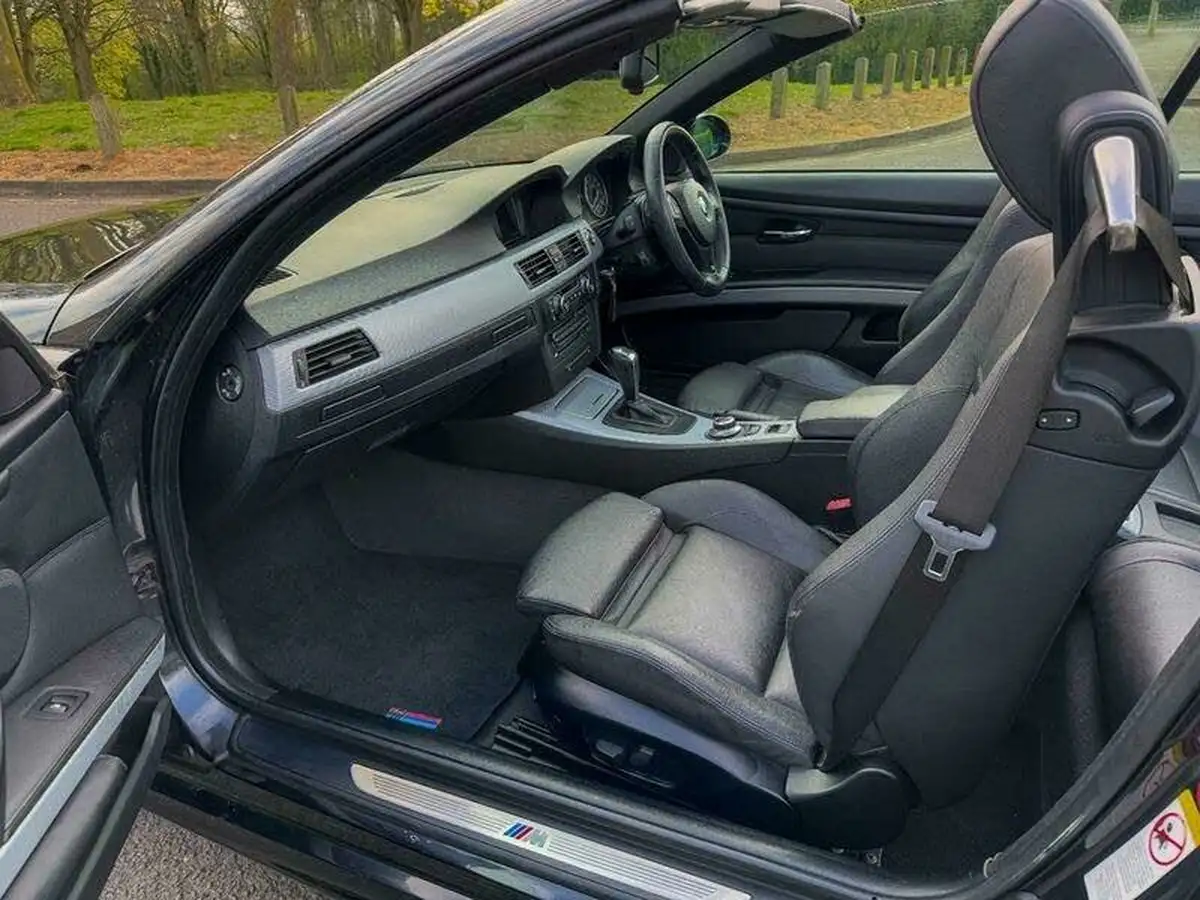 2009-bmw-3-series-30-330i-m-sport-convertible-2d-auto-big-21