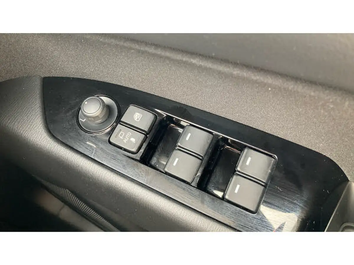 2025-mazda-cx-5-20-centre-line-big-20