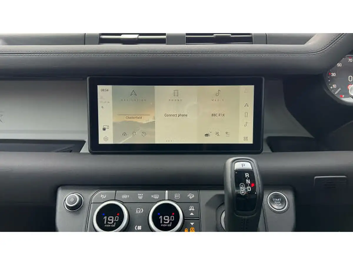 2022-land-rover-110-defender-20-p400e-xs-edition-big-13
