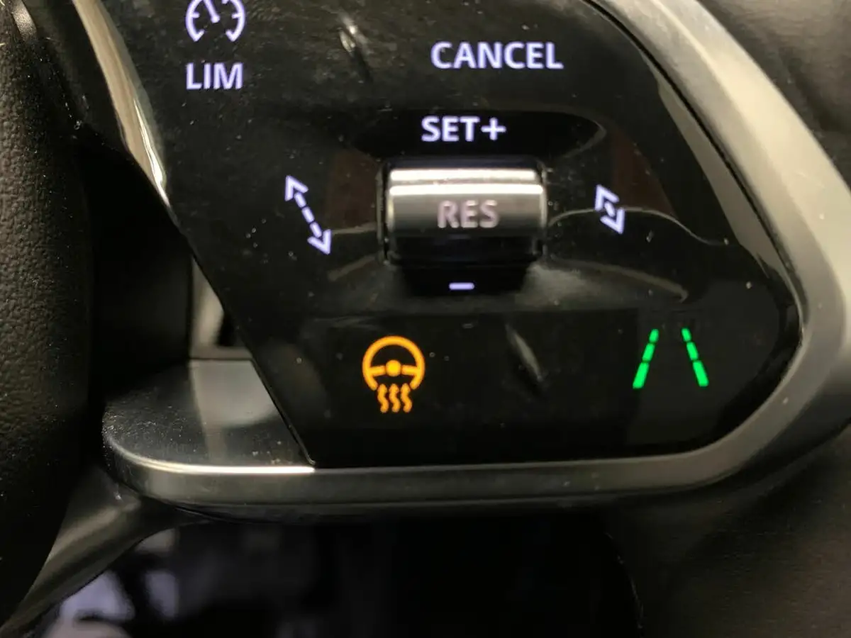 2024-jaguar-i-pace-ev400-r-dynamic-se-black-big-25