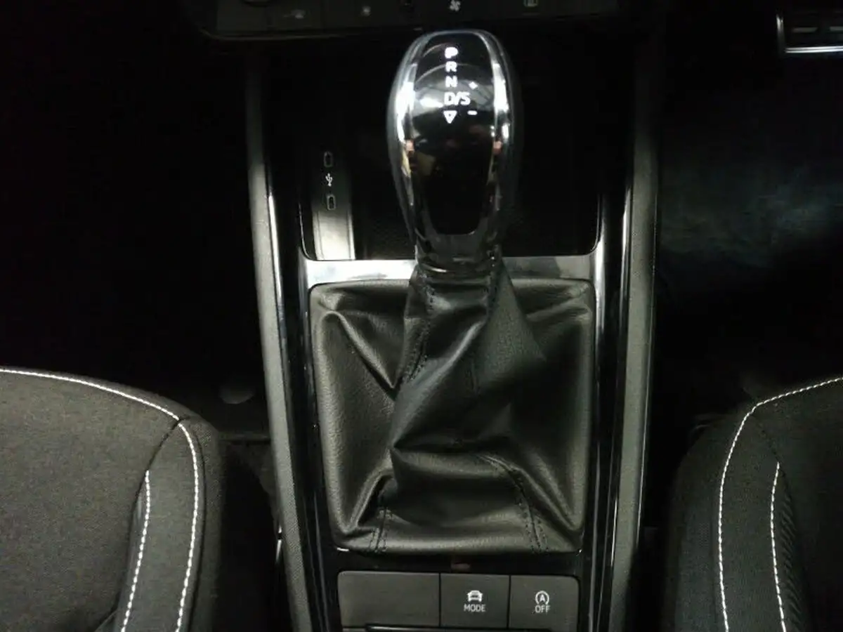 2024-skoda-kamiq-10-tsi-monte-carlo-116ps-dsg-big-11