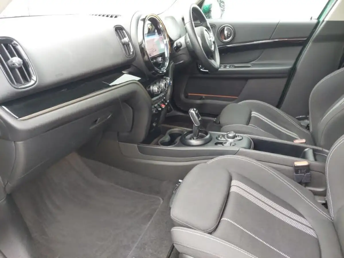 2021-mini-countryman-20-cooper-s-classic-auto-big-4
