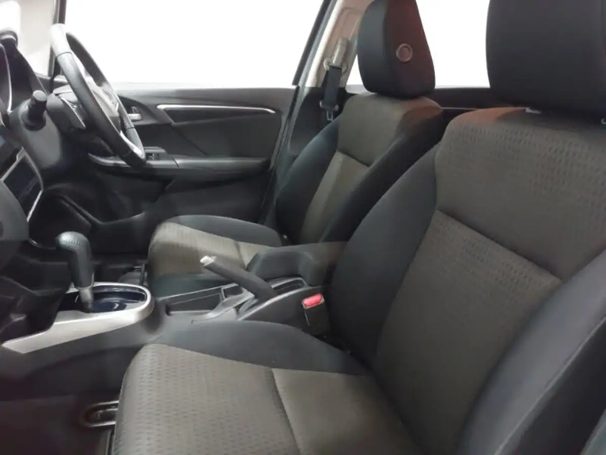 2019-honda-jazz-13-i-vtec-ex-navi-cvt-big-4