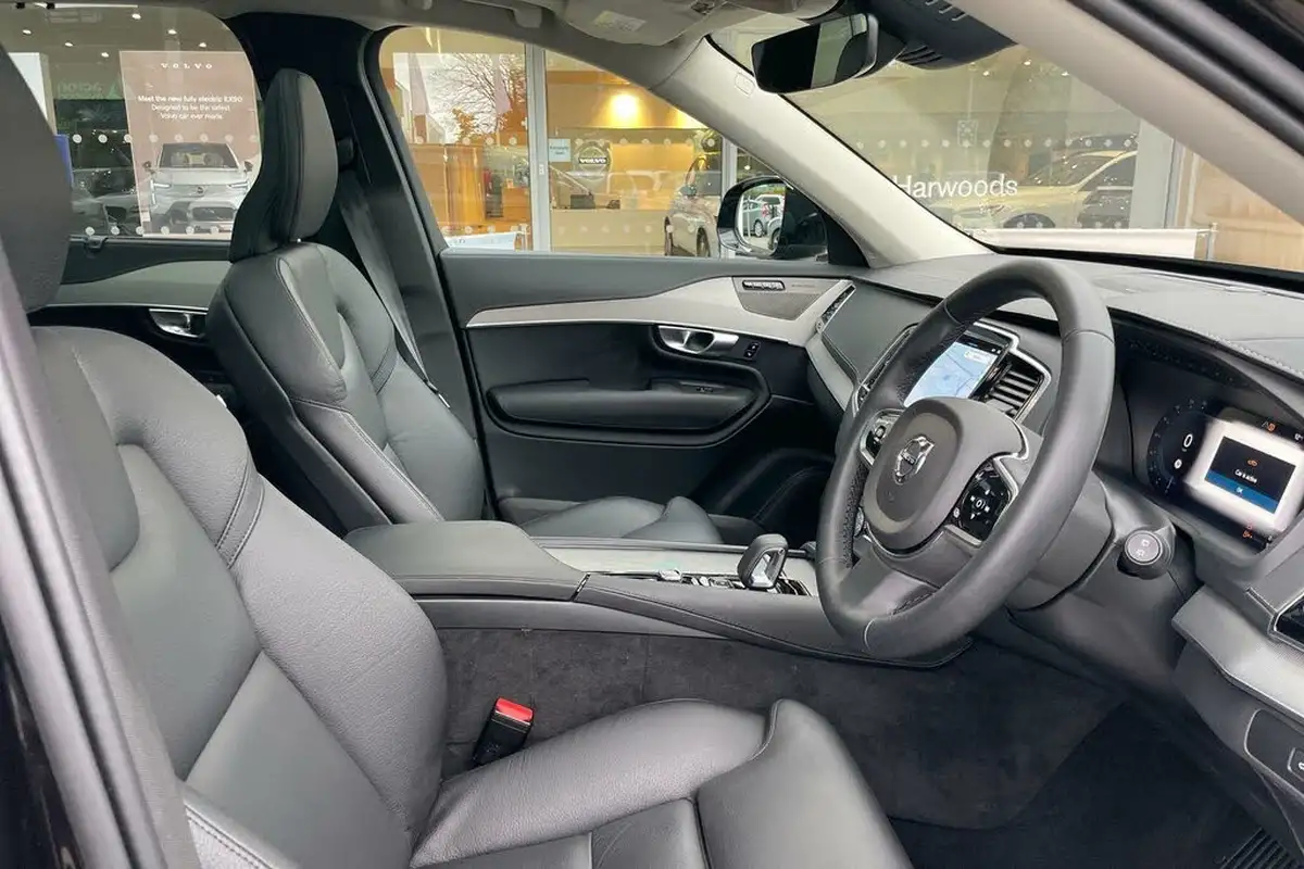 2023-volvo-xc90-20-t8-plus-big-26