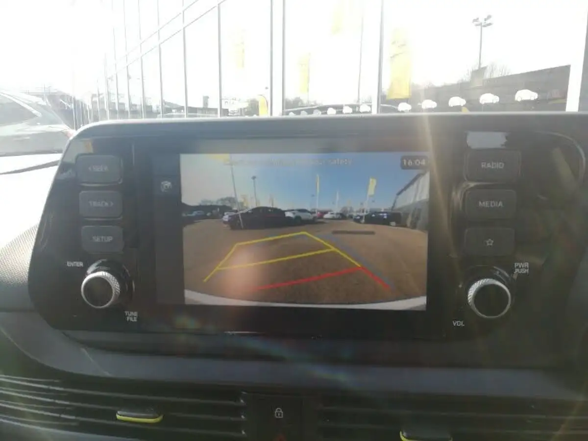 2024-hyundai-i20-10-t-gdi-advance-big-10