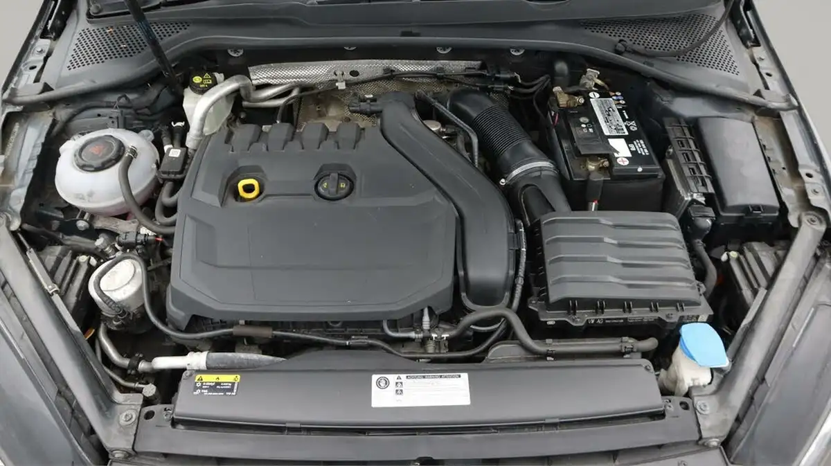 2019-volkswagen-golf-15-tsi-match-edition-150ps-hatchback-dsg-big-19