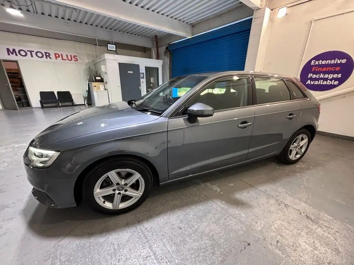 2020-audi-a3-10-30-tfsi-se-technik-big-4