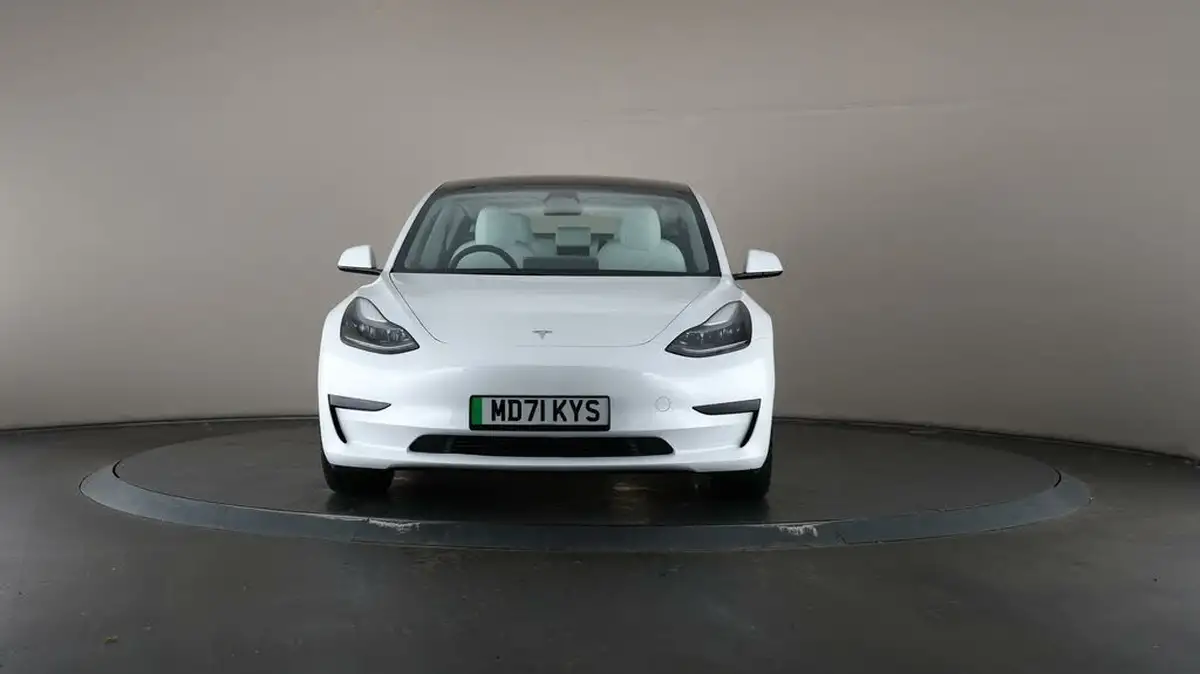 2021-tesla-model-3-e-standard-plus-big-47
