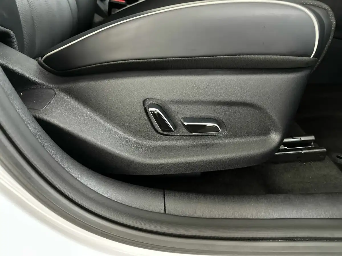 2024-byd-dolphin-e-design-big-29