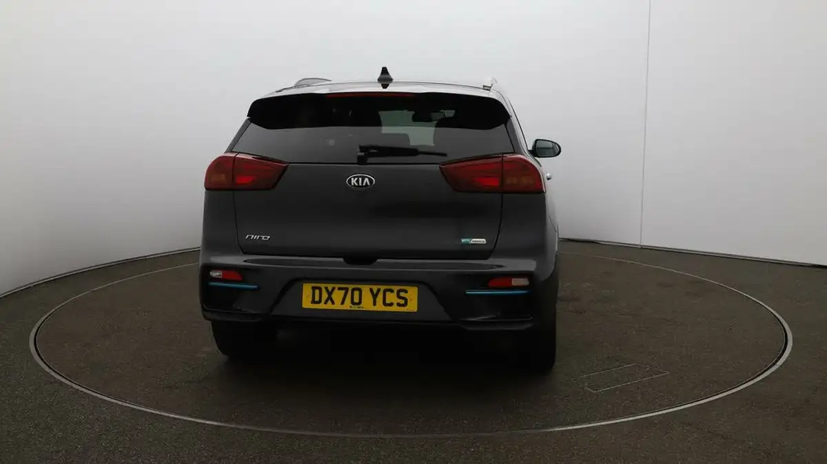 2021-kia-e-niro-ev-3-big-55