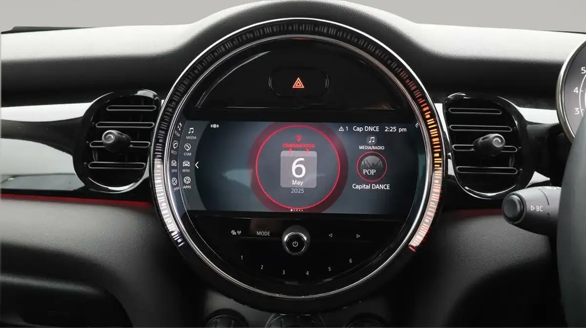 2022-mini-cooper-15-cooper-classic-hatchback-3d-auto-big-11