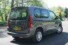 2024-toyota-proace-city-verso-e-shuttle-medium-small-9