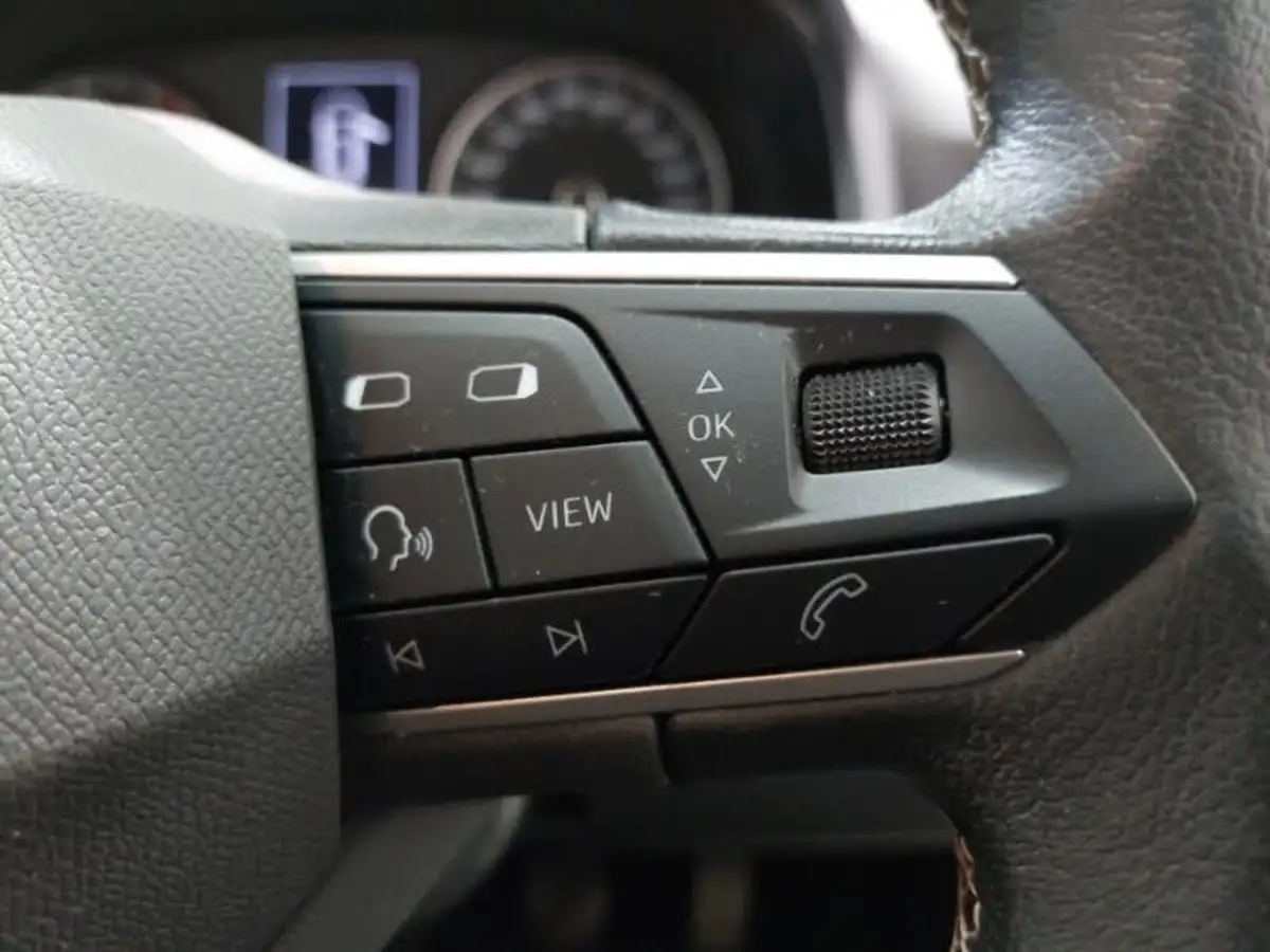 2022-seat-arona-10-tsi-evo-se-technology-big-13