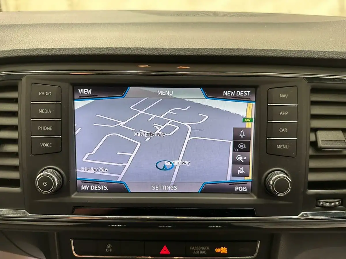 2017-seat-ateca-16tdi-se-technology-big-8