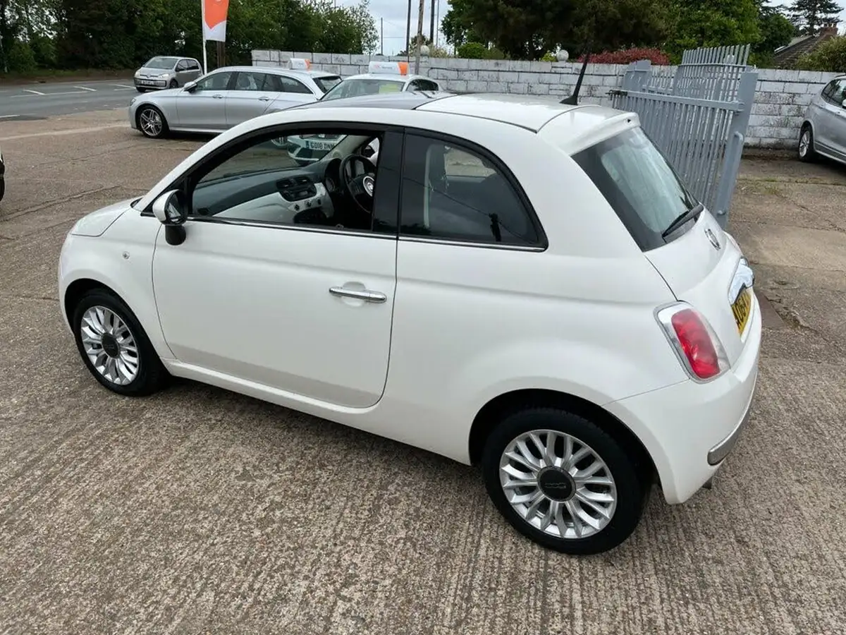 2014-fiat-500-12-lounge-ss-big-3