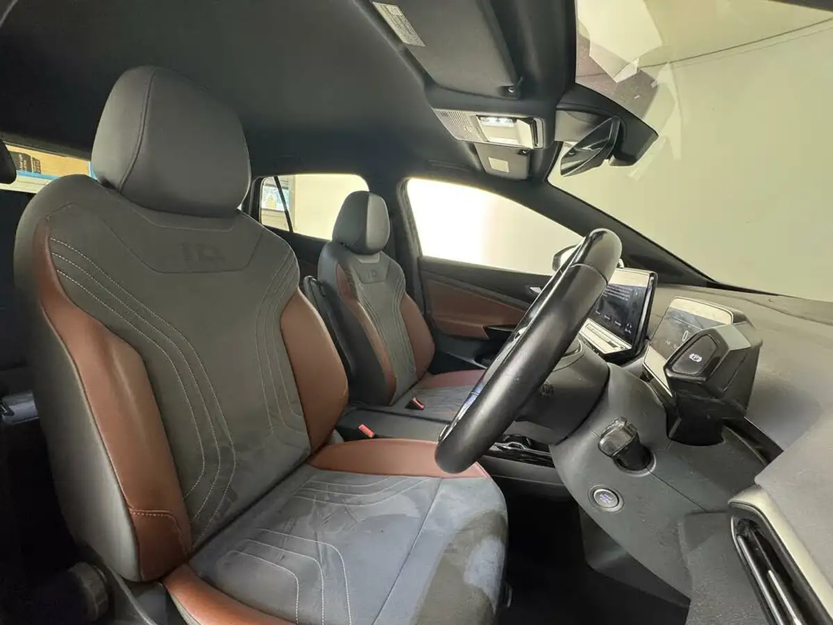 2021-volkswagen-id4-e-first-edition-big-20