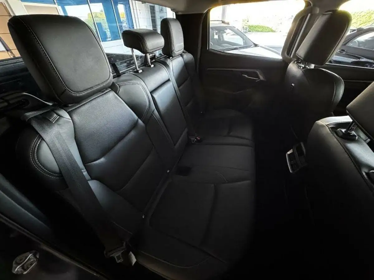 2021-isuzu-d-max-19td-dl40-auto-big-7