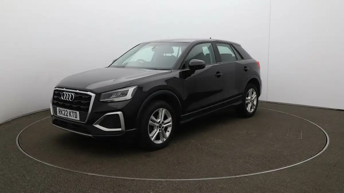 2022-audi-q2-10-30-tfsi-sport-big-65