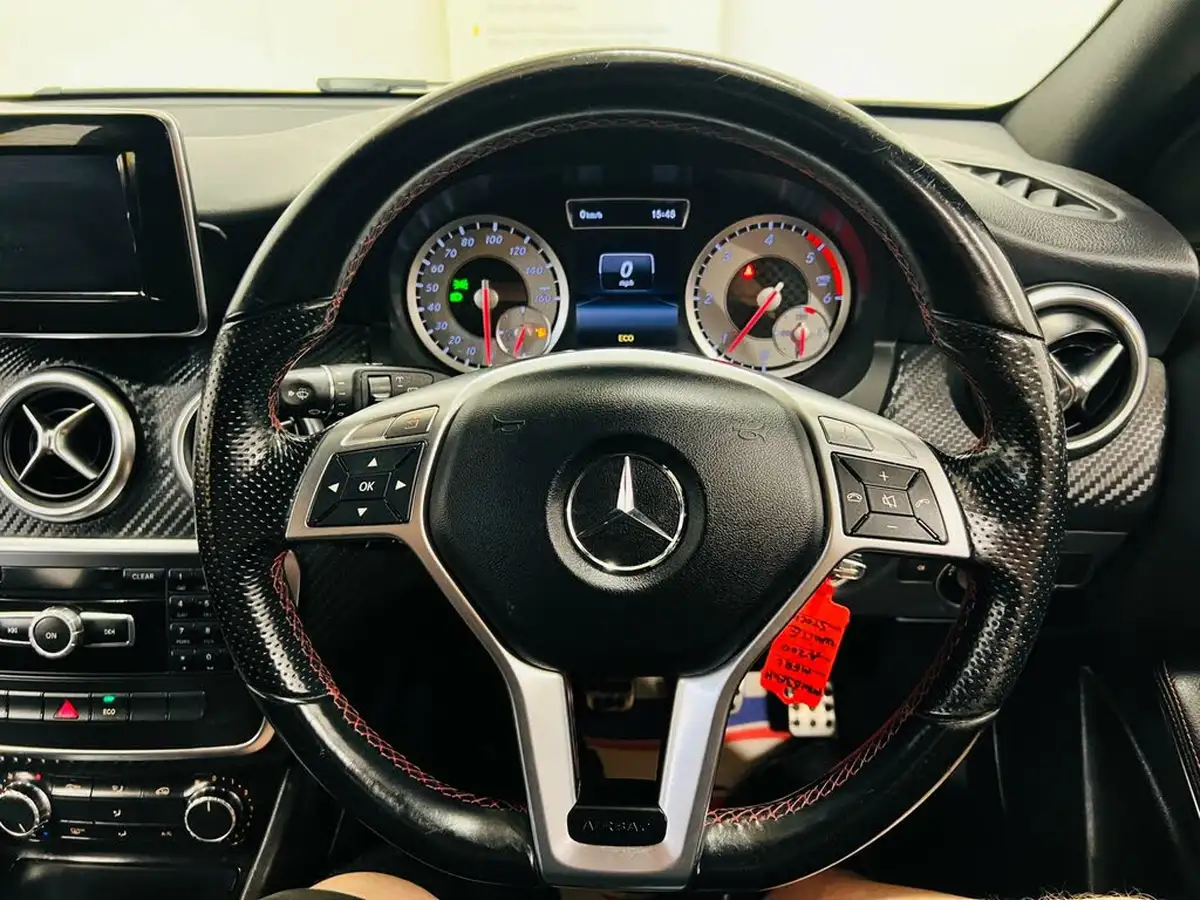 2014-mercedes-benz-a-class-18-cdi-a200-amg-sport-big-33