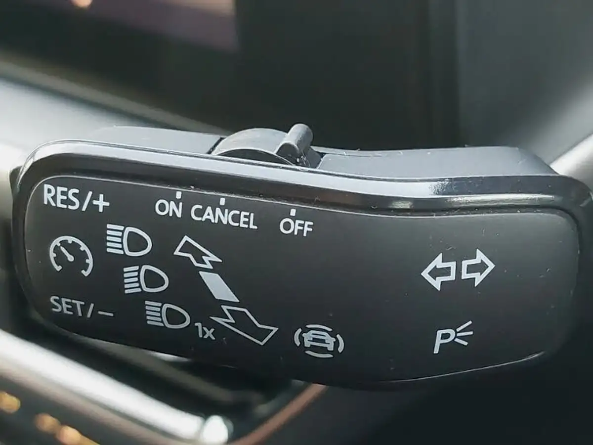 2023-skoda-kamiq-10-tsi-se-l-executive-110ps-dsg-big-17