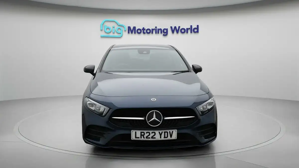2022-mercedes-benz-a-class-13-a180-amg-line-executive-edition-hatchback-5d-7g-dct-big-2
