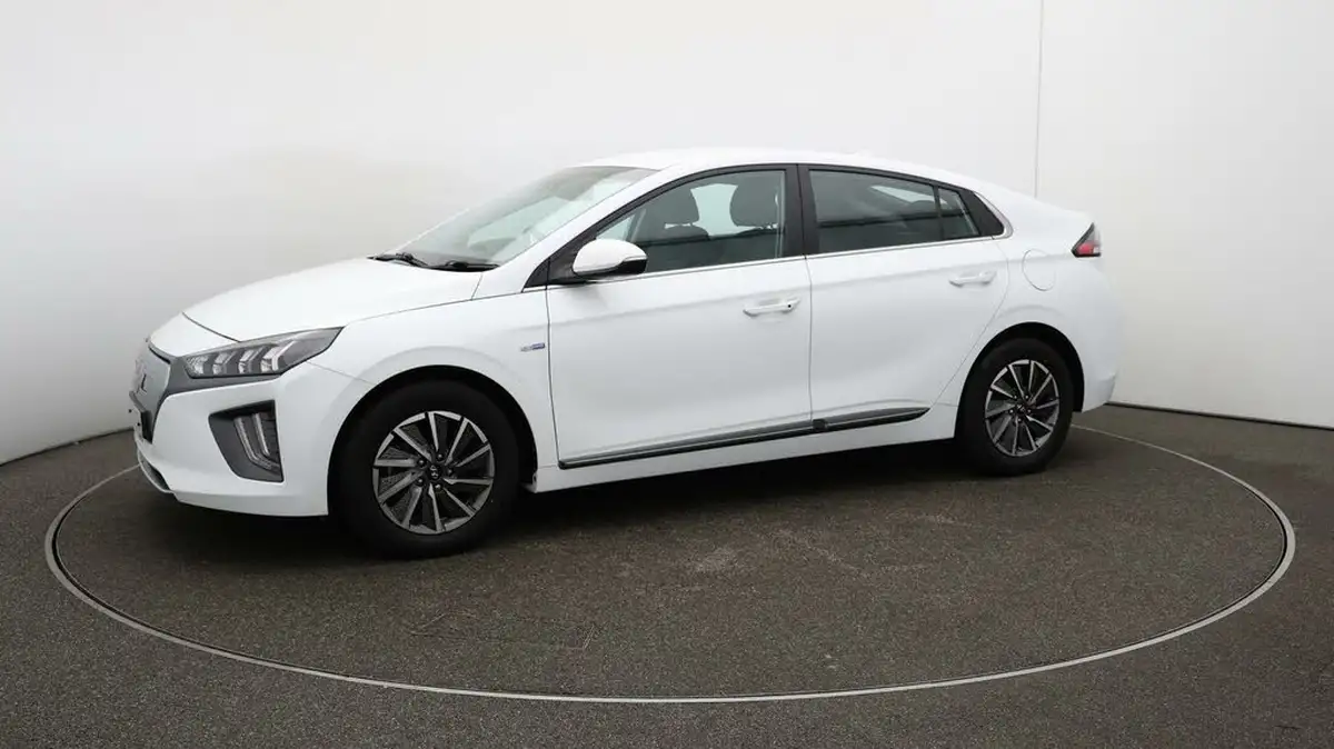 2021-hyundai-ioniq-e-premium-electric-100kw-big-67