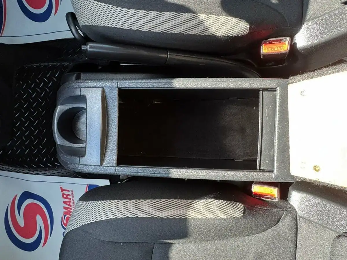 2014-citroen-berlingo-16td-vtr-90ps-airdream-egs6-big-23