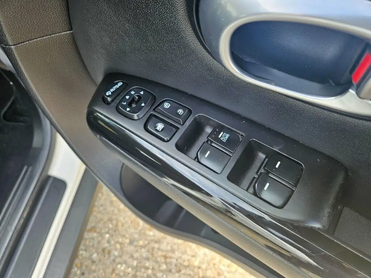 2014-kia-soul-16-connect-plus-big-7