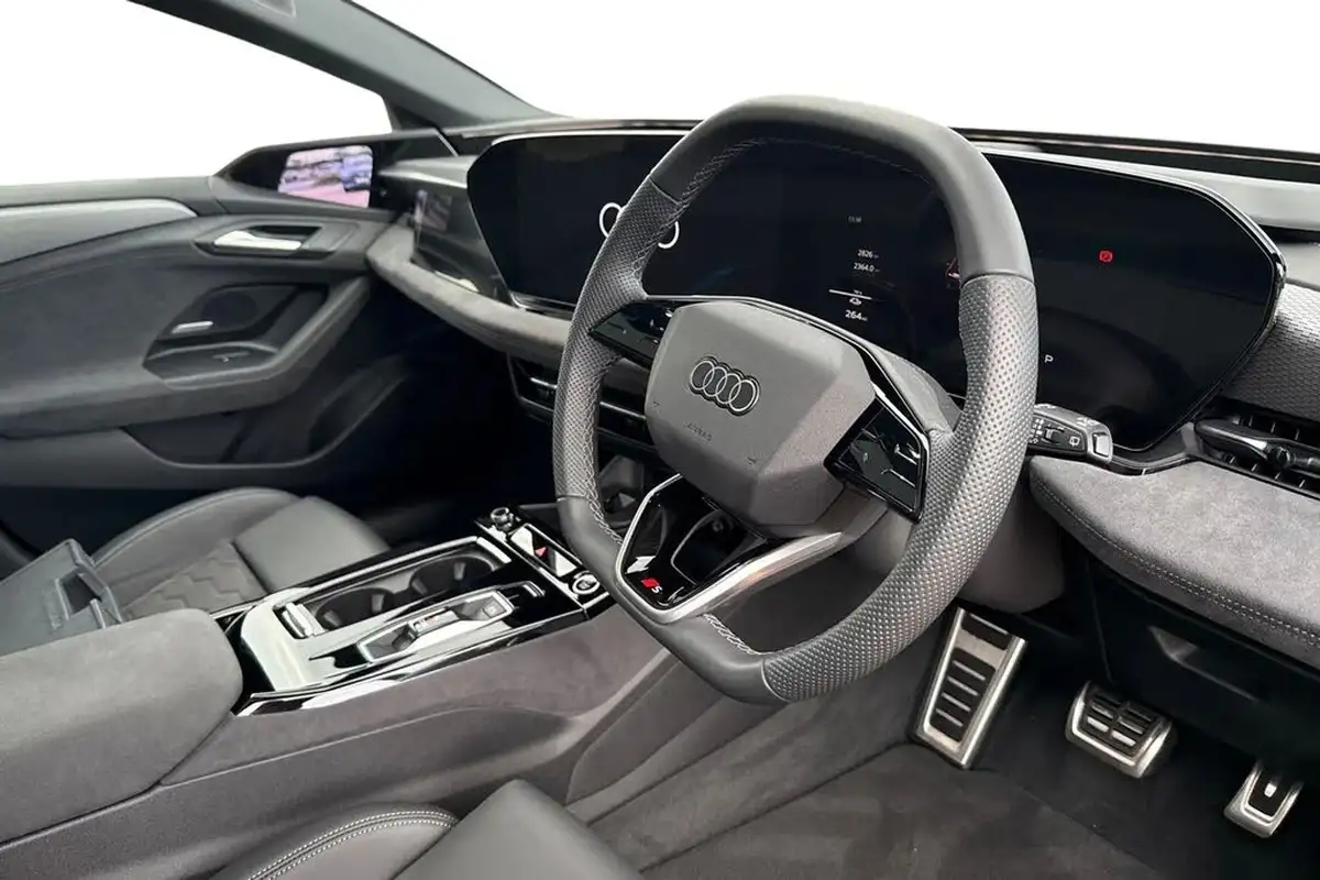 2025-audi-a6-e-tron-e-launch-edition-big-12