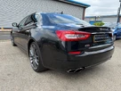 2015-maserati-quattroporte-38-gts-small-7