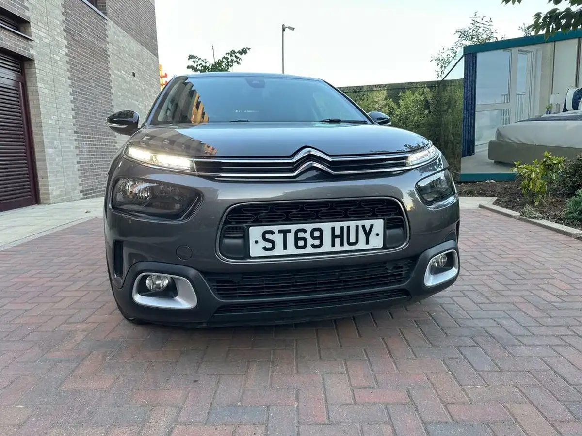2019-citroen-c4-cactus-12-puretech-flair-130ps-eat6-big-11