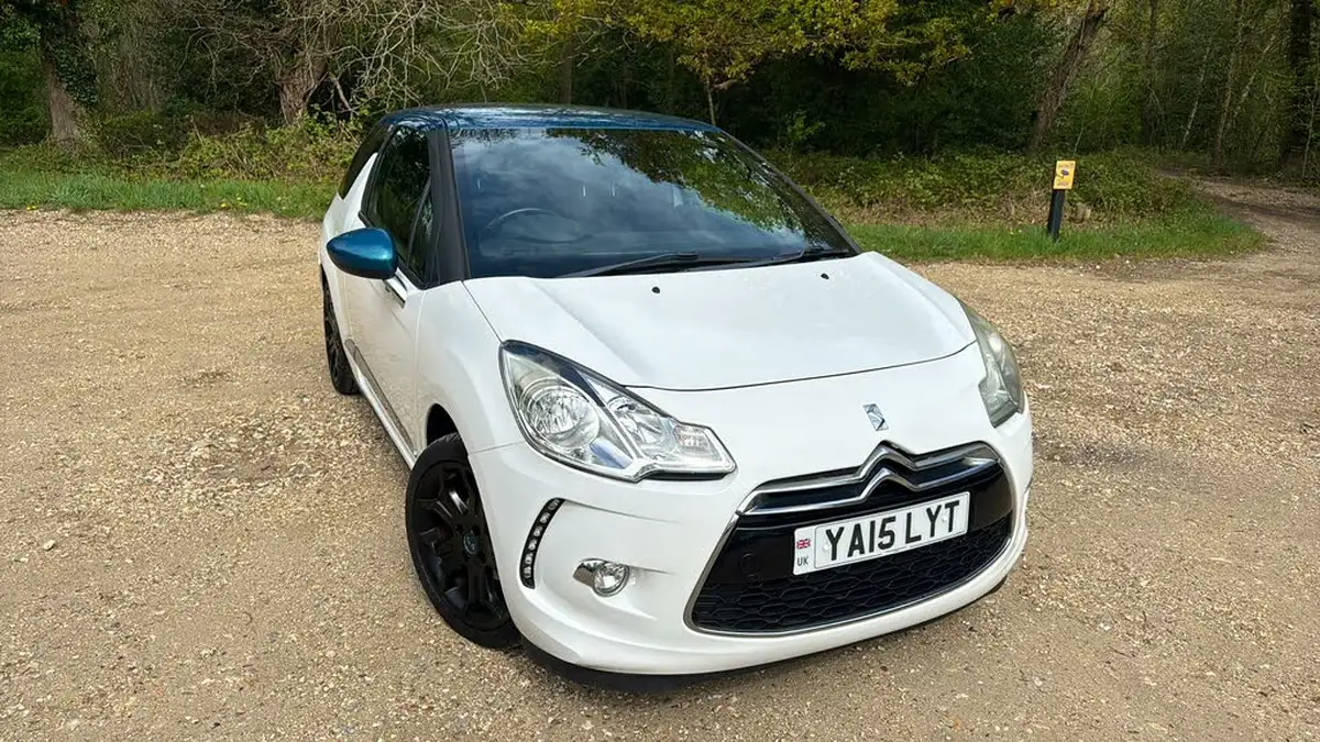 2015-citroen-ds3-12-dstyle-plus-big-1