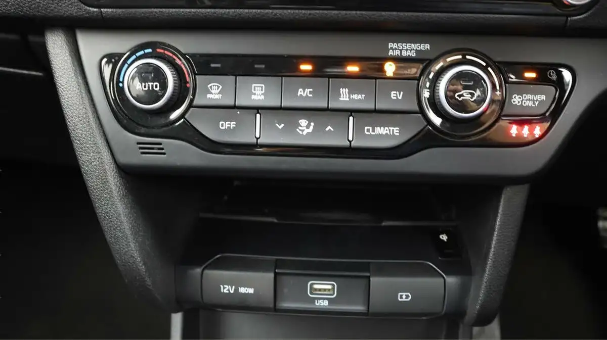 2022-kia-e-niro-ev-4-big-11