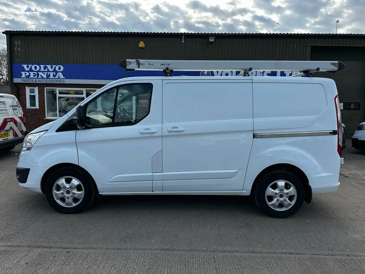 2016-ford-transit-custom-20tdci-270-l1h2-limited-130pseu6-big-5