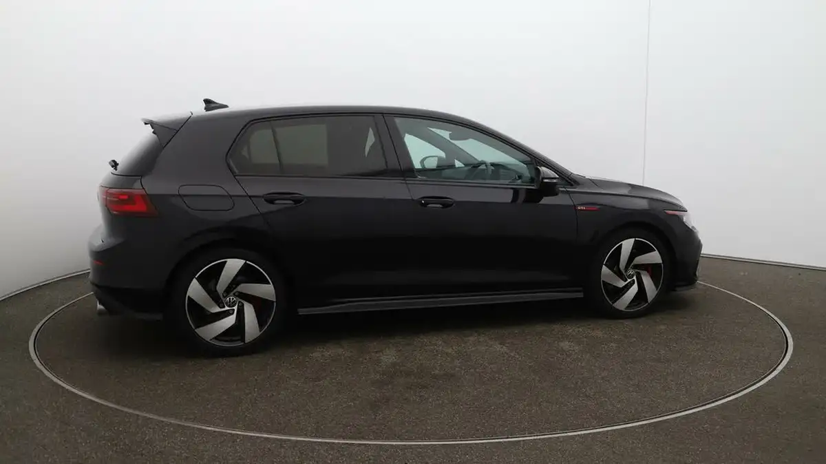 2022-volkswagen-golf-20-tsi-gti-dsg-big-53